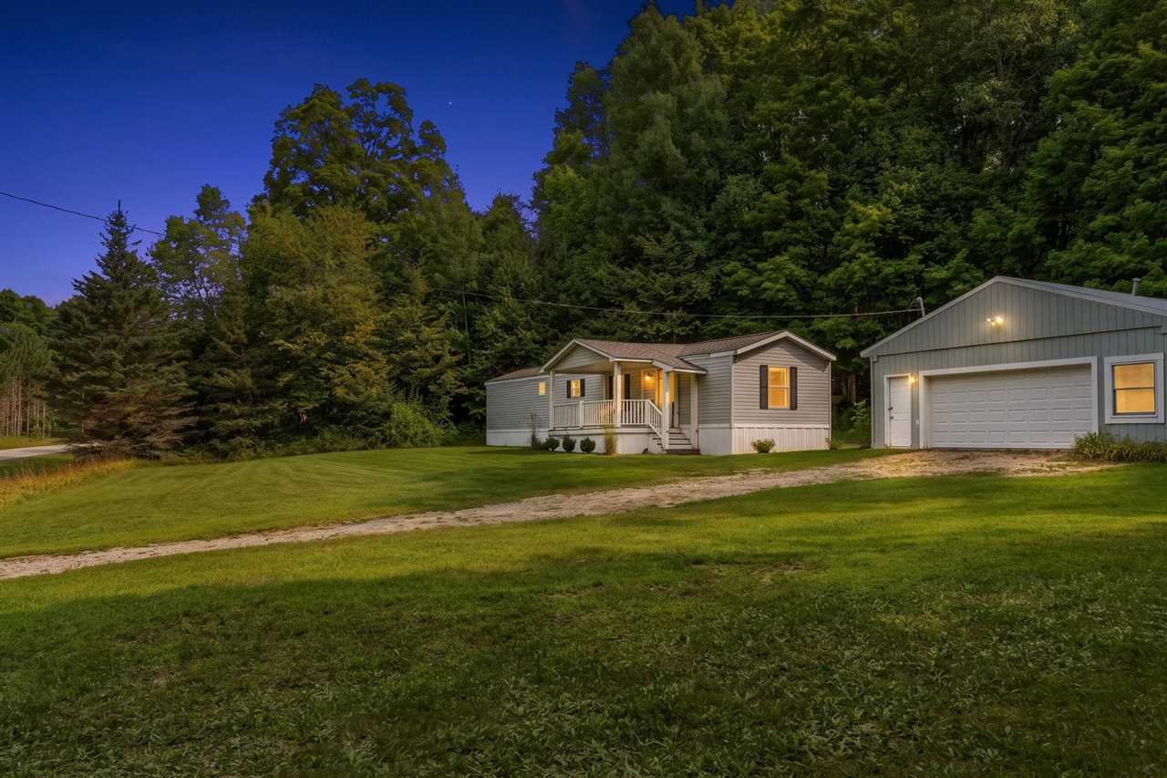 5346 Dingman School Road East Jordan MI 49727