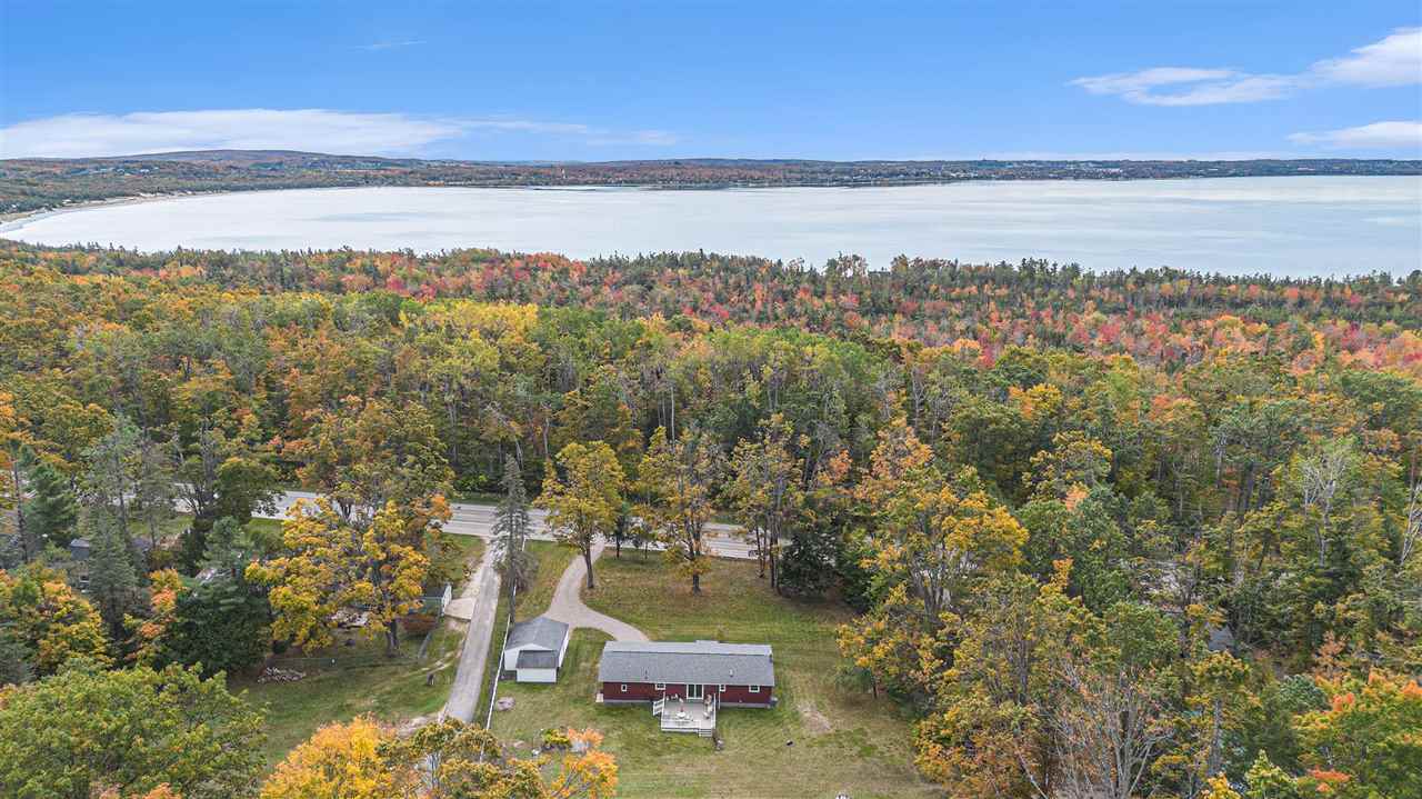 7433 Harbor-petoskey Road Harbor Springs MI 49740