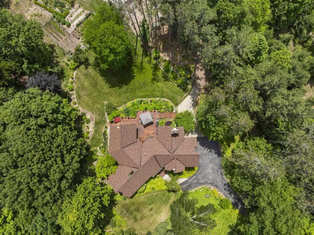 3135 & 3119 Depew Road Petoskey MI 49770