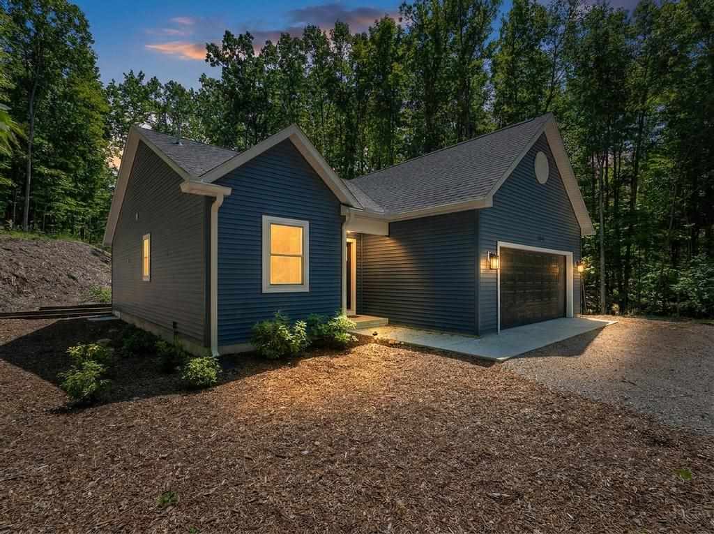3135 & 3119 Depew Road Petoskey MI 49770