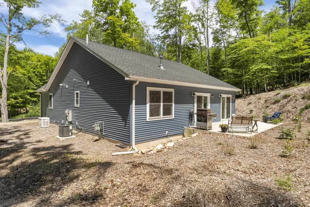 3135 & 3119 Depew Road Petoskey MI 49770