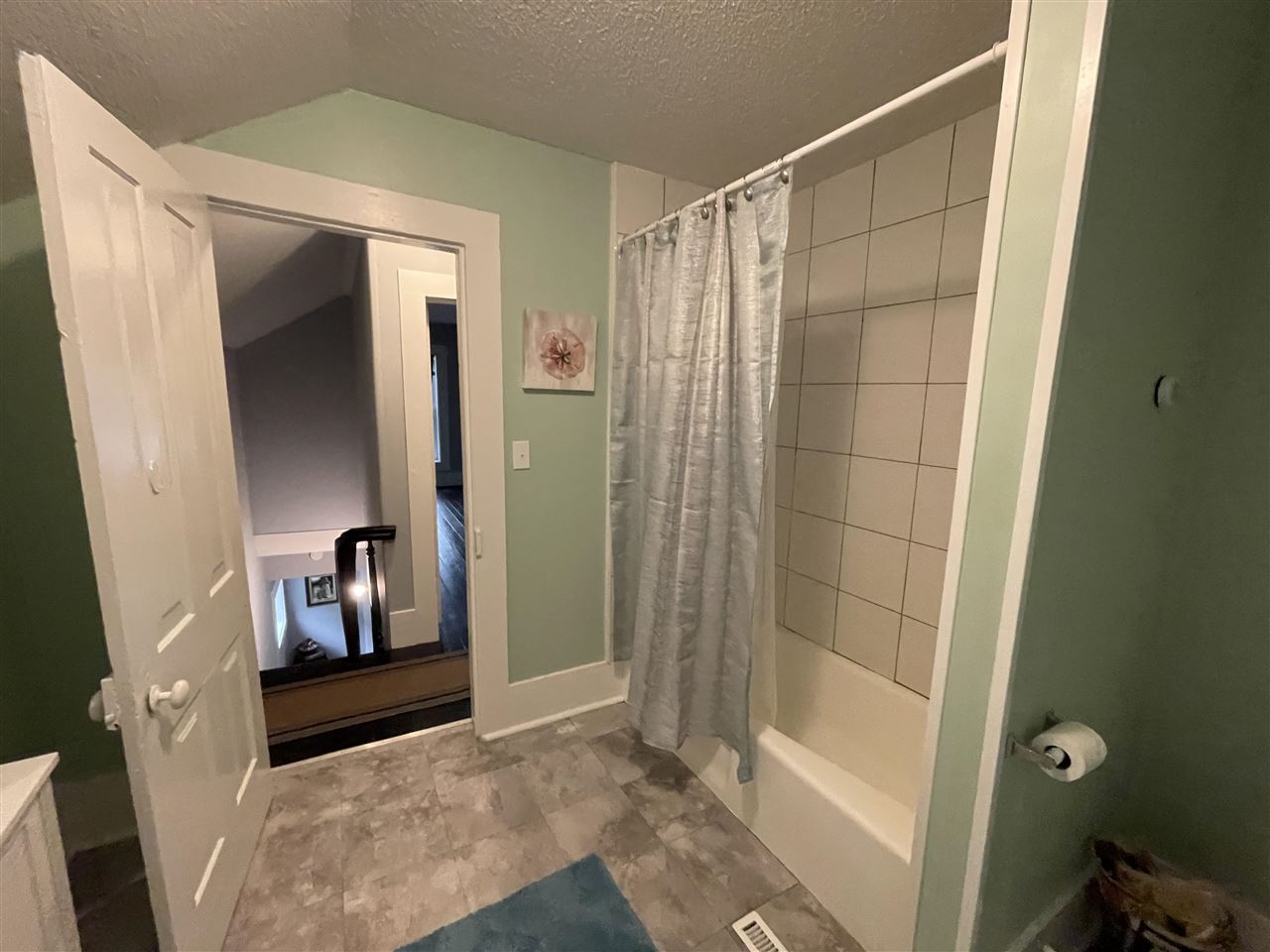 208 S Bailey Street Cheboygan MI 49721