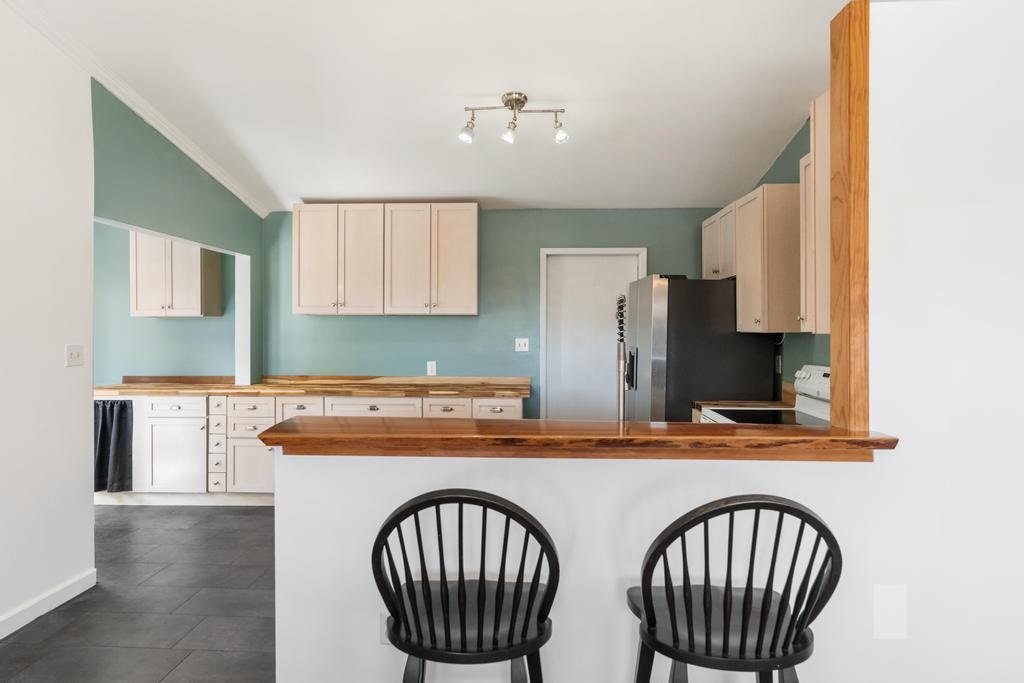 1002 Street Johns Drive Charlevoix MI 49720