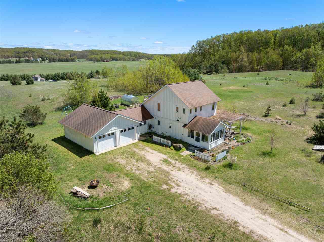 1370 Garber Road Levering MI 49755