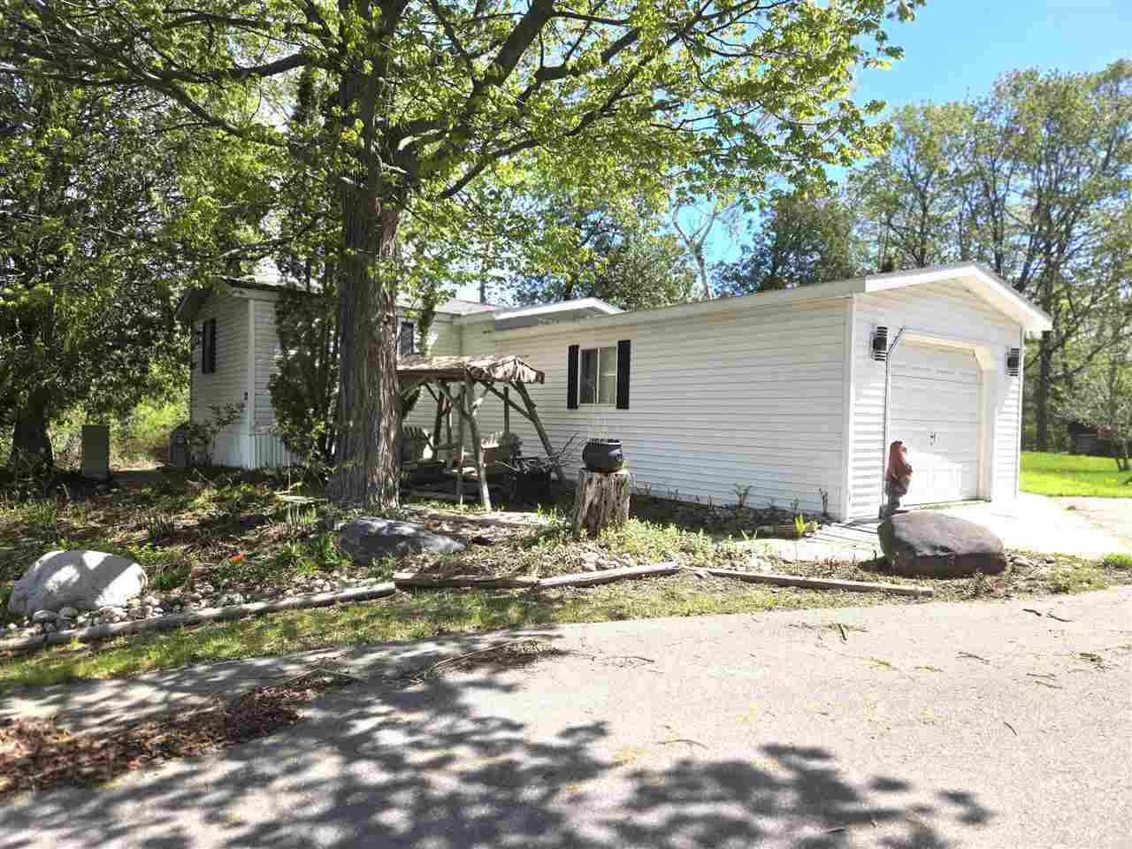 7400-#35 Lakeview Drive Charlevoix MI 49720