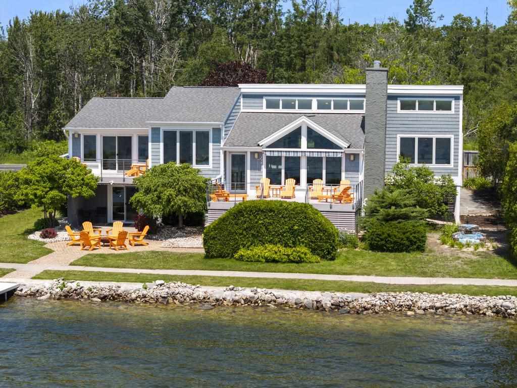 3734 Oden Road Alanson MI 49706