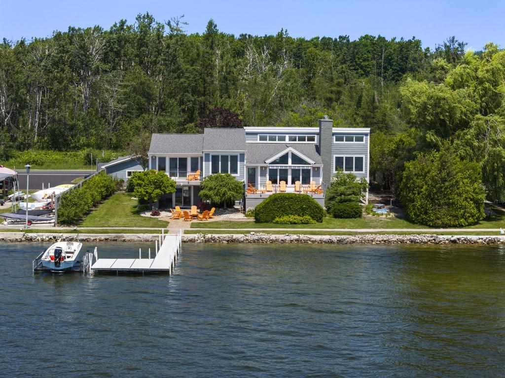 3734 Oden Road Alanson MI 49706