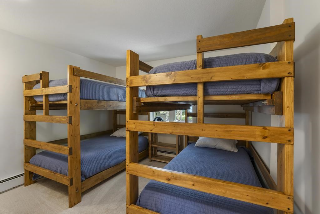 3734 Oden Road Alanson MI 49706