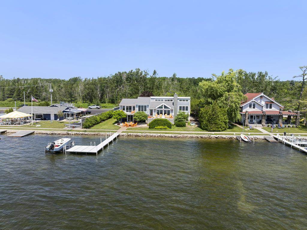 3734 Oden Road Alanson MI 49706