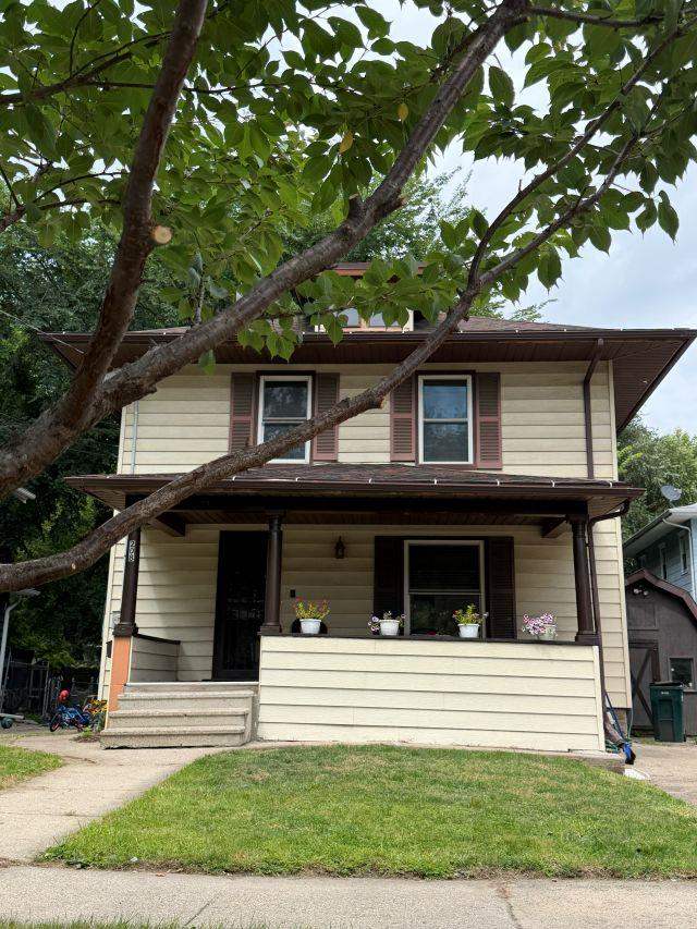 208 Smith Avenue Lansing MI 48910