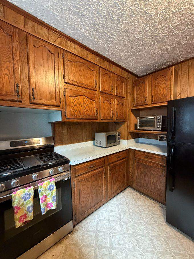 208 Smith Avenue Lansing MI 48910