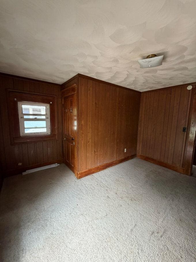 208 Smith Avenue Lansing MI 48910