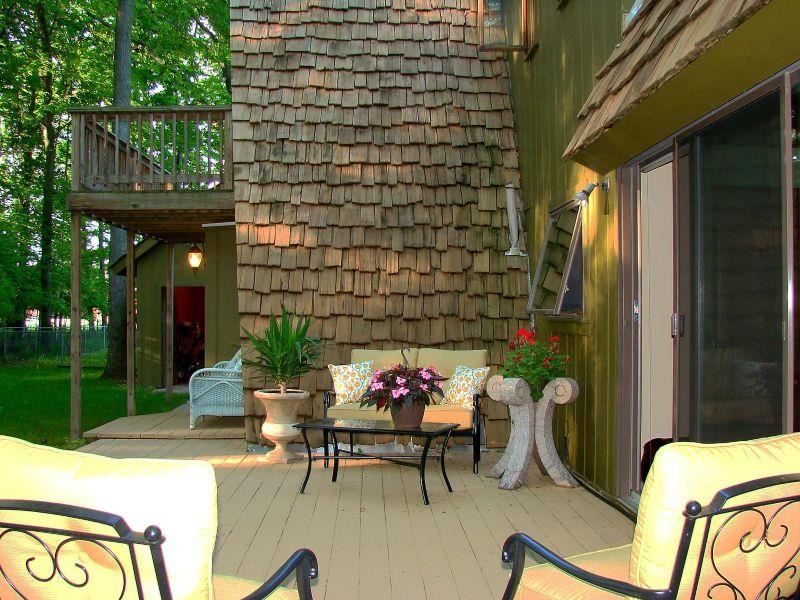 8766 Carson Avenue Charlevoix MI 49720