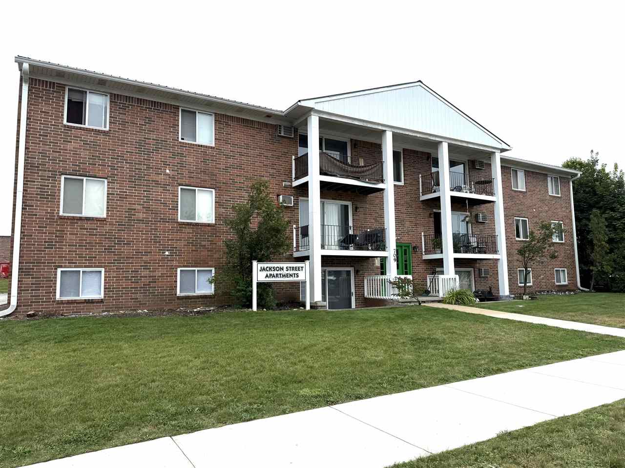 709 Jackson Street Petoskey MI 49770