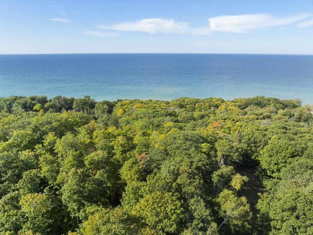 1023 N Lake Shore Drive Harbor Springs MI 49740