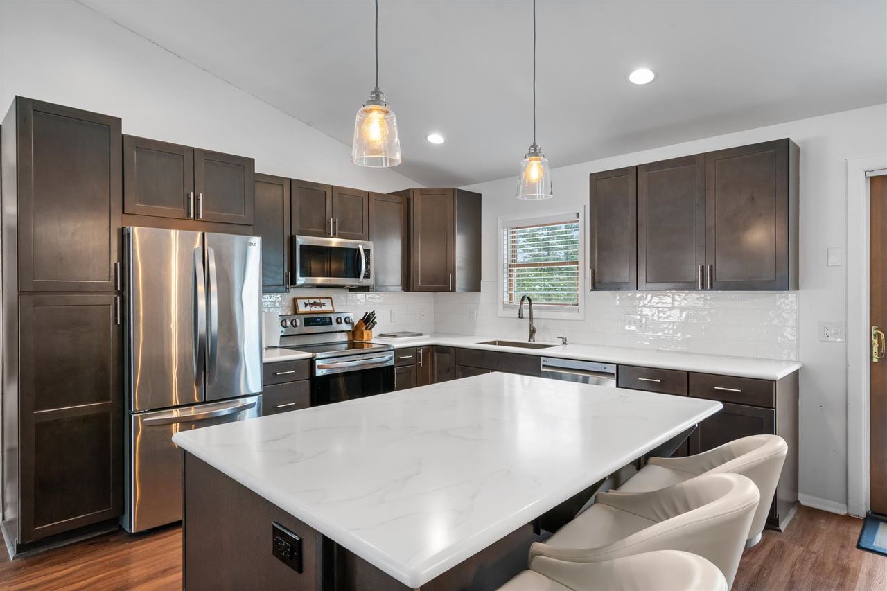 290 Lincoln Place Petoskey MI 49770