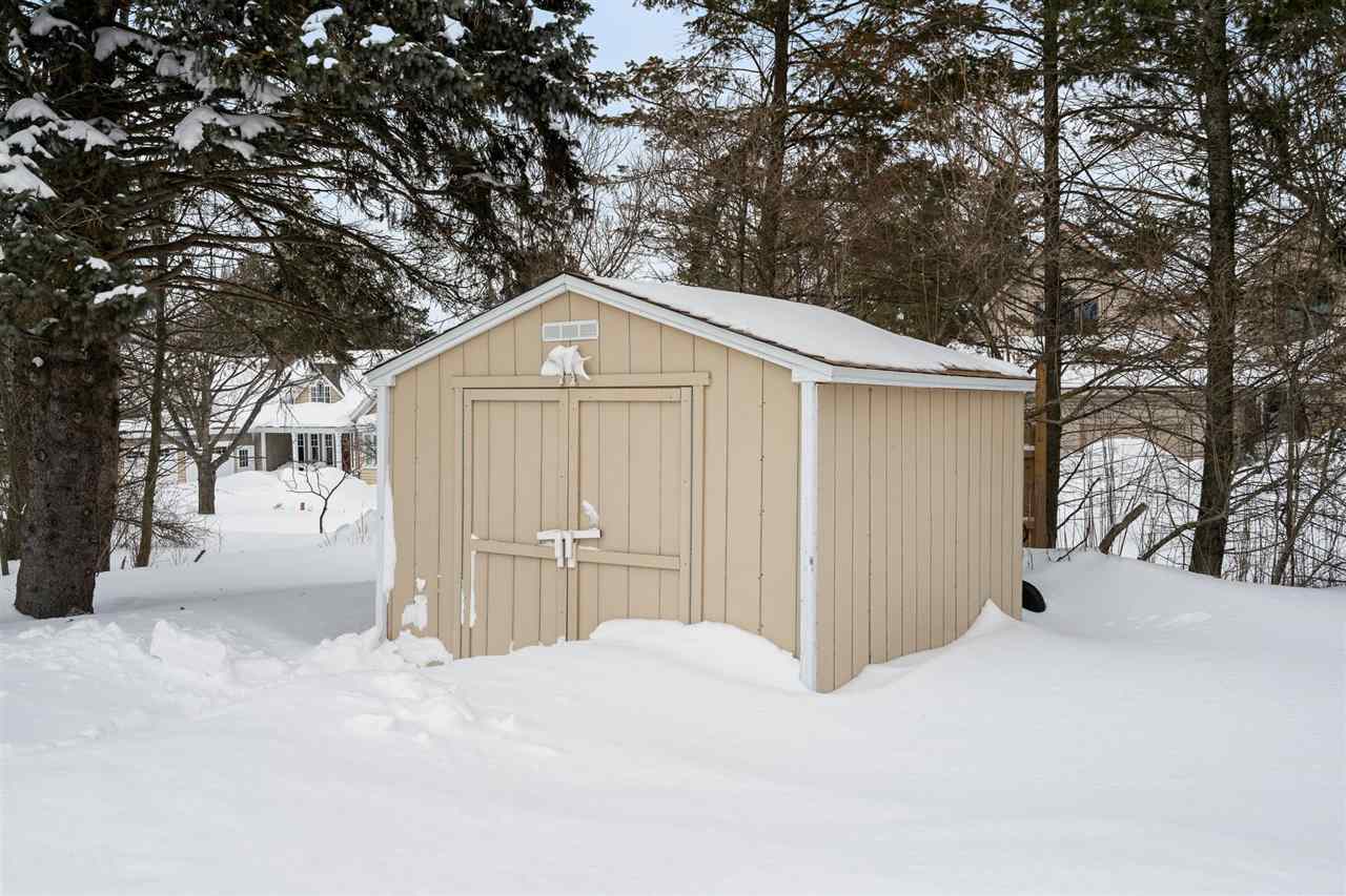 290 Lincoln Place Petoskey MI 49770