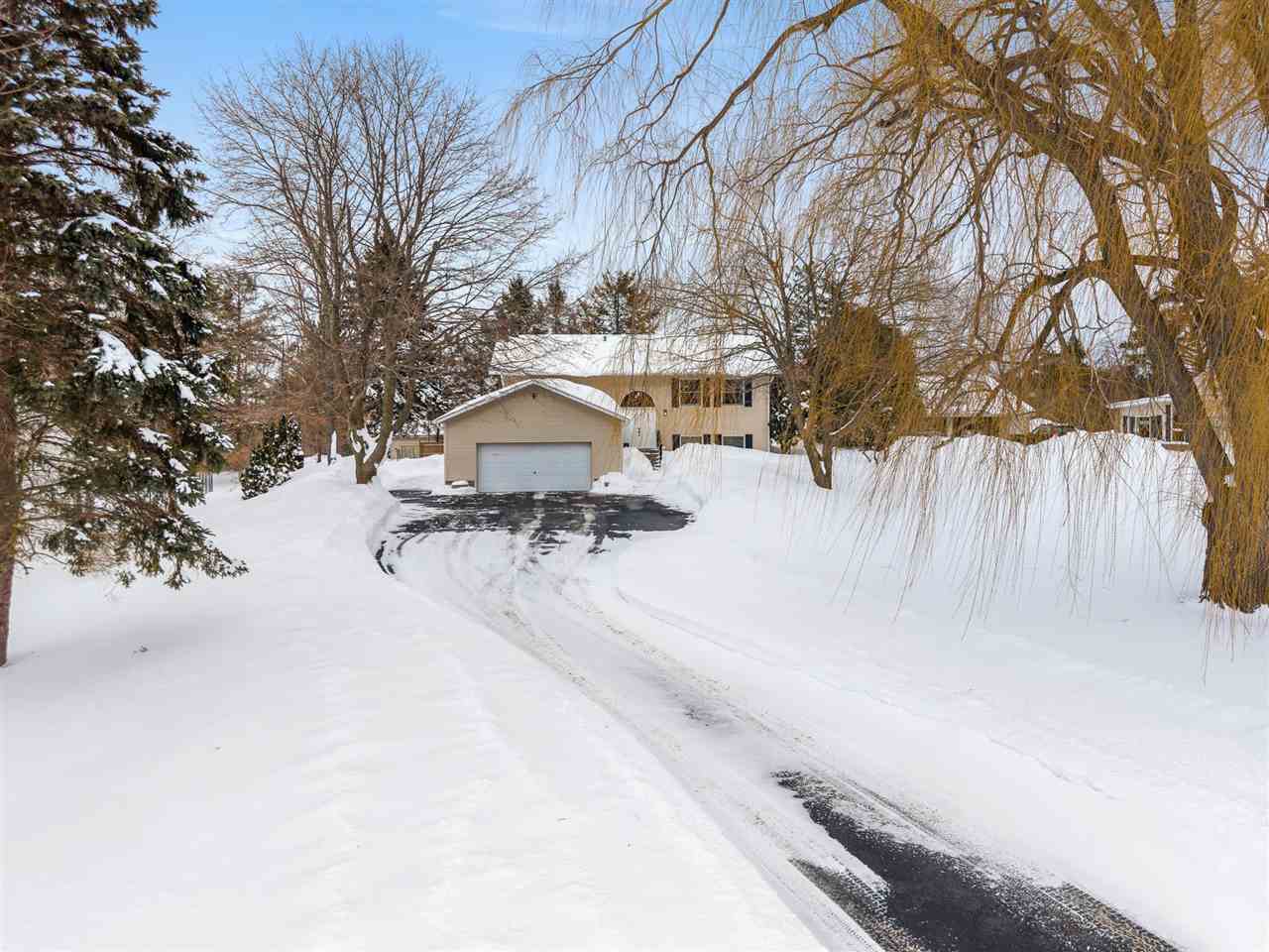 290 Lincoln Place Petoskey MI 49770