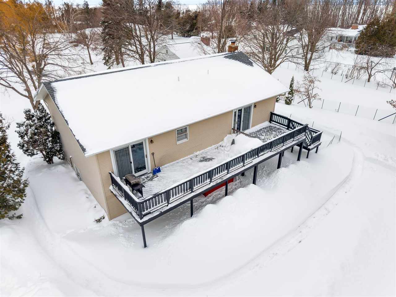 290 Lincoln Place Petoskey MI 49770