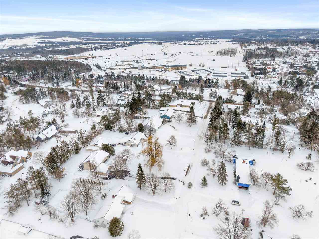 290 Lincoln Place Petoskey MI 49770
