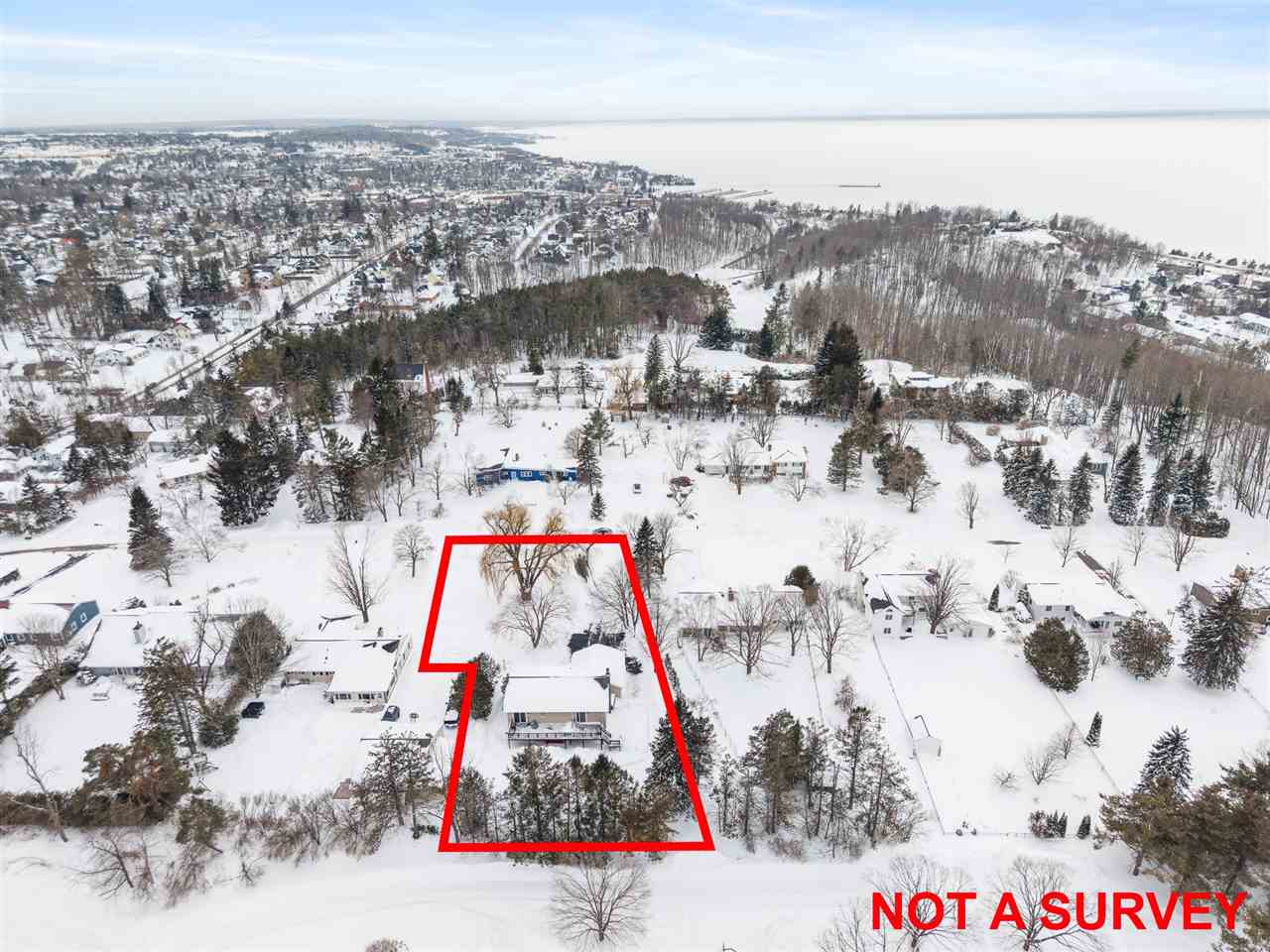 290 Lincoln Place Petoskey MI 49770