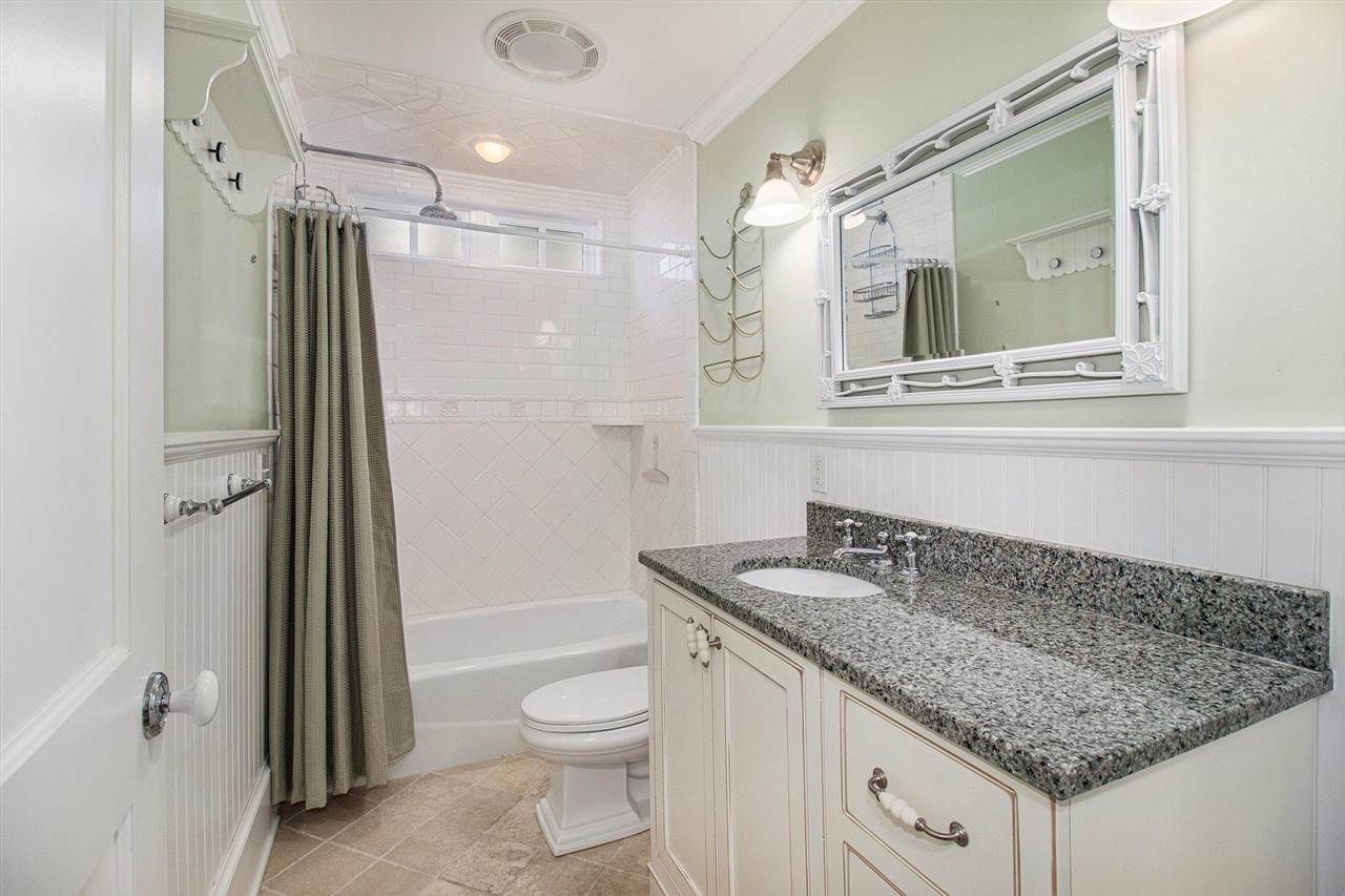 575 E Bay Street Harbor Springs MI 49740