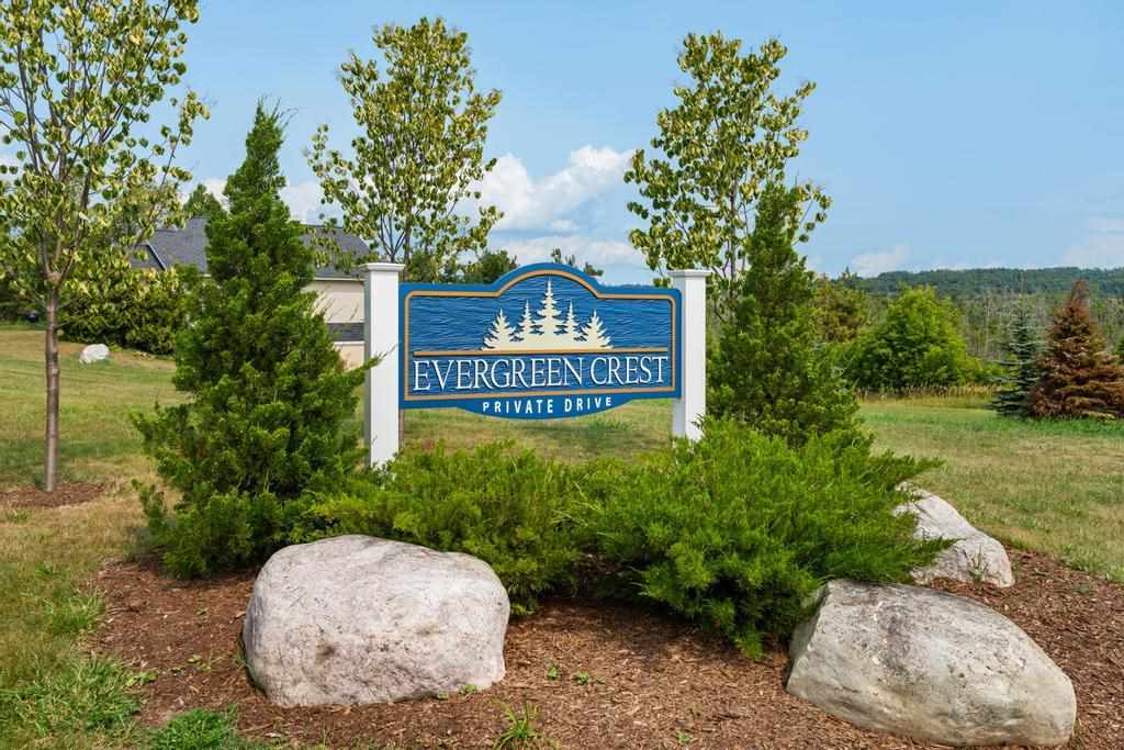 860 Evergreen Court Petoskey MI 49770