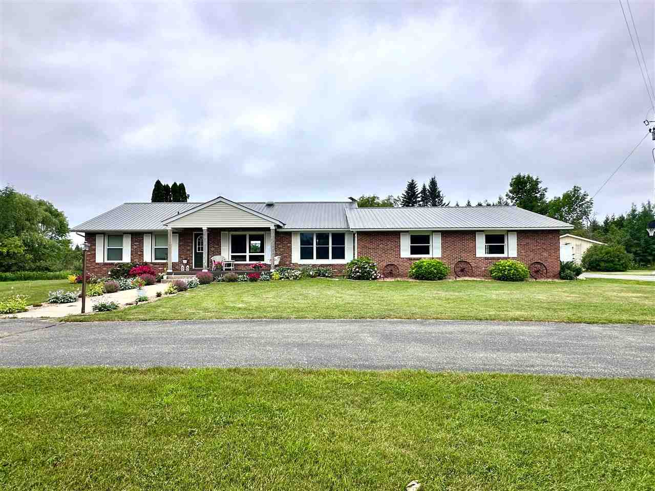 4033 Beatty Road Charlevoix MI 49720