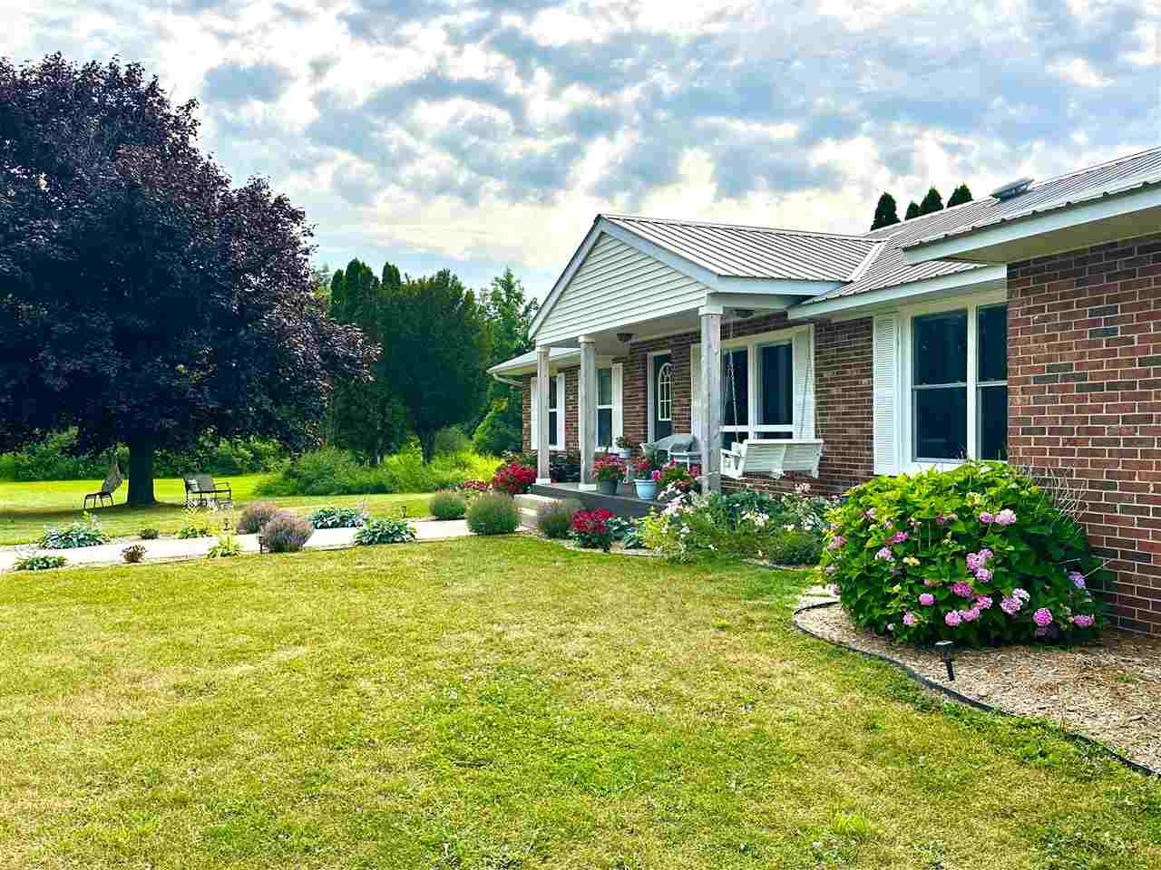 4033 Beatty Road Charlevoix MI 49720
