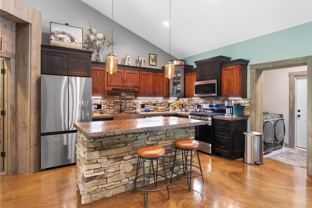 4744 Lintlong Road Petoskey MI 49770