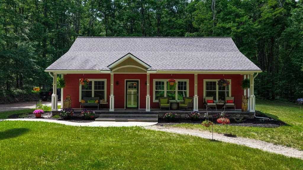 4744 Lintlong Road Petoskey MI 49770