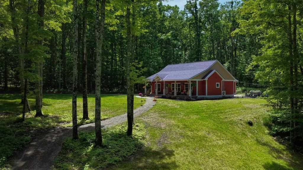 4744 Lintlong Road Petoskey MI 49770