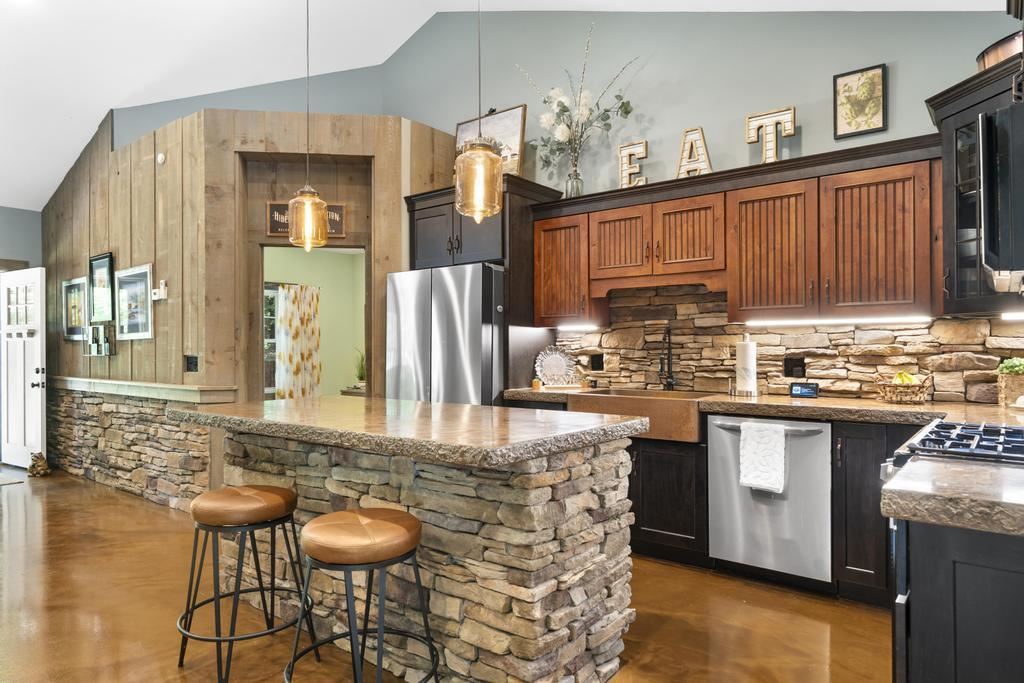 4744 Lintlong Road Petoskey MI 49770