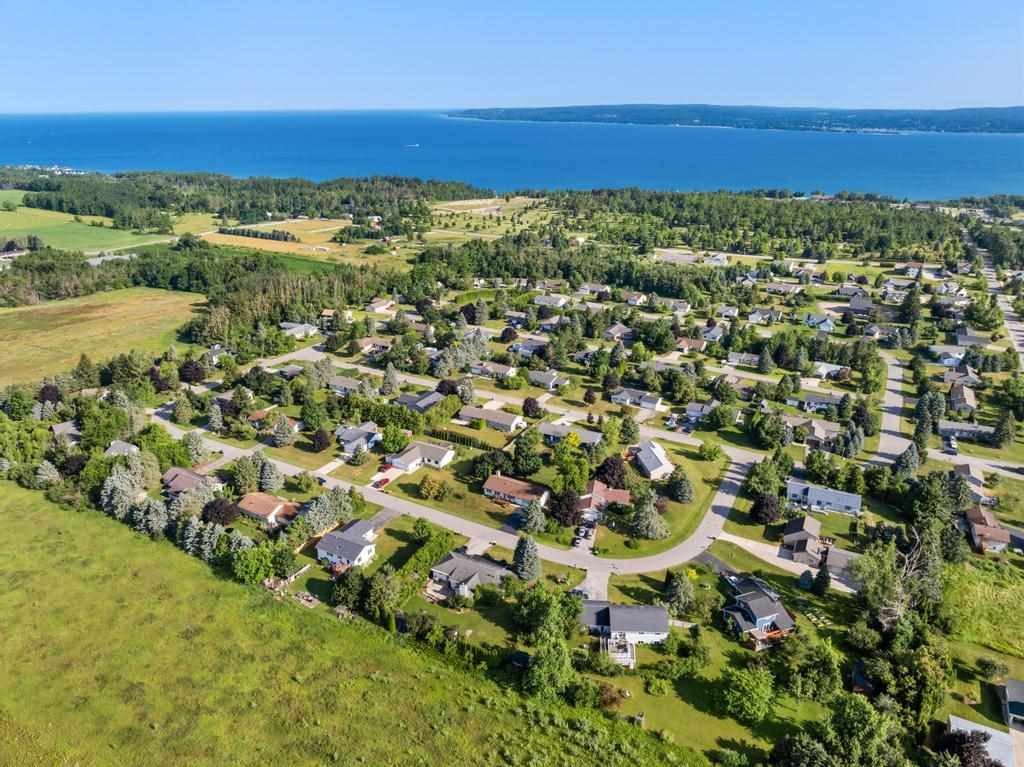 161 Vantage View Drive Petoskey MI 49770