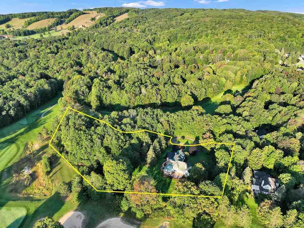 645 Woodhill Court Harbor Springs MI 49740