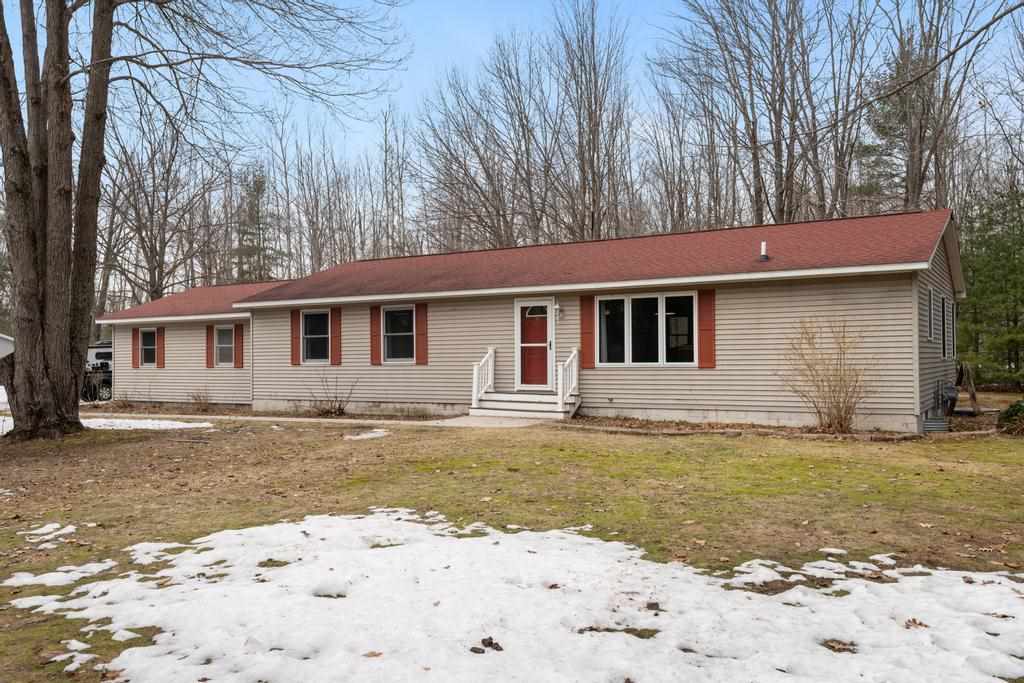 8930 Moore Road Alanson MI 49706