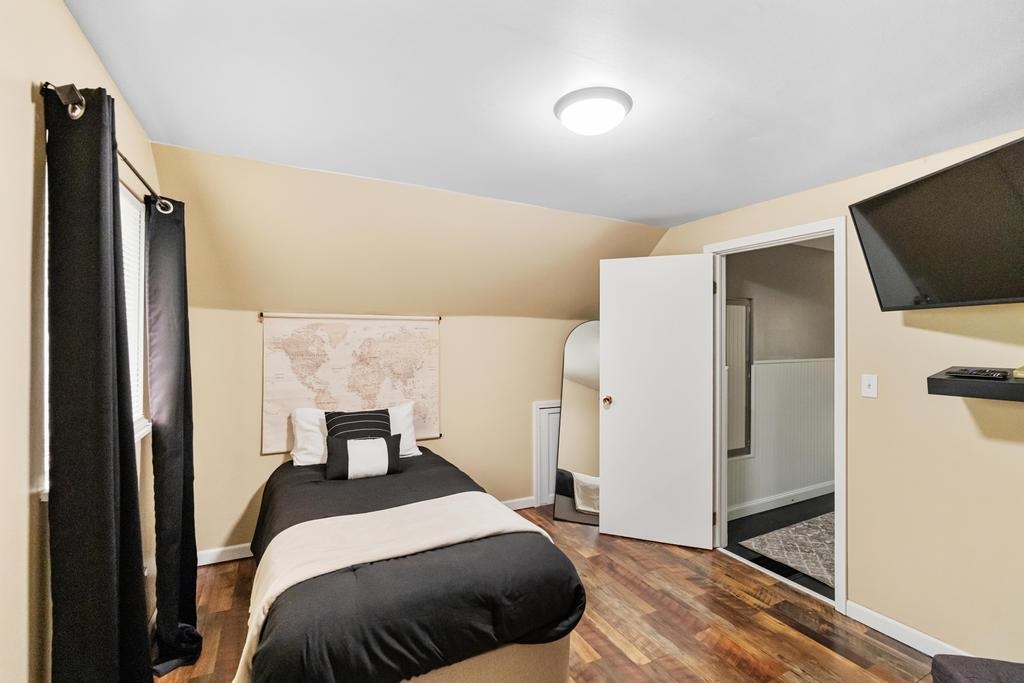 1217 Atkins Petoskey MI 49770
