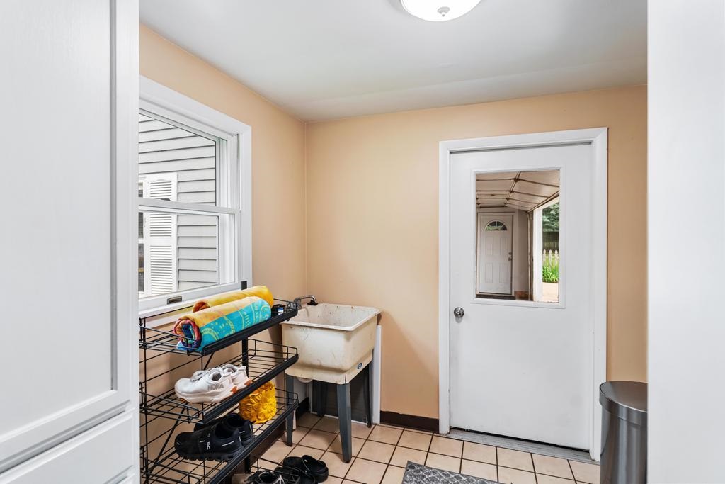 1217 Atkins Petoskey MI 49770