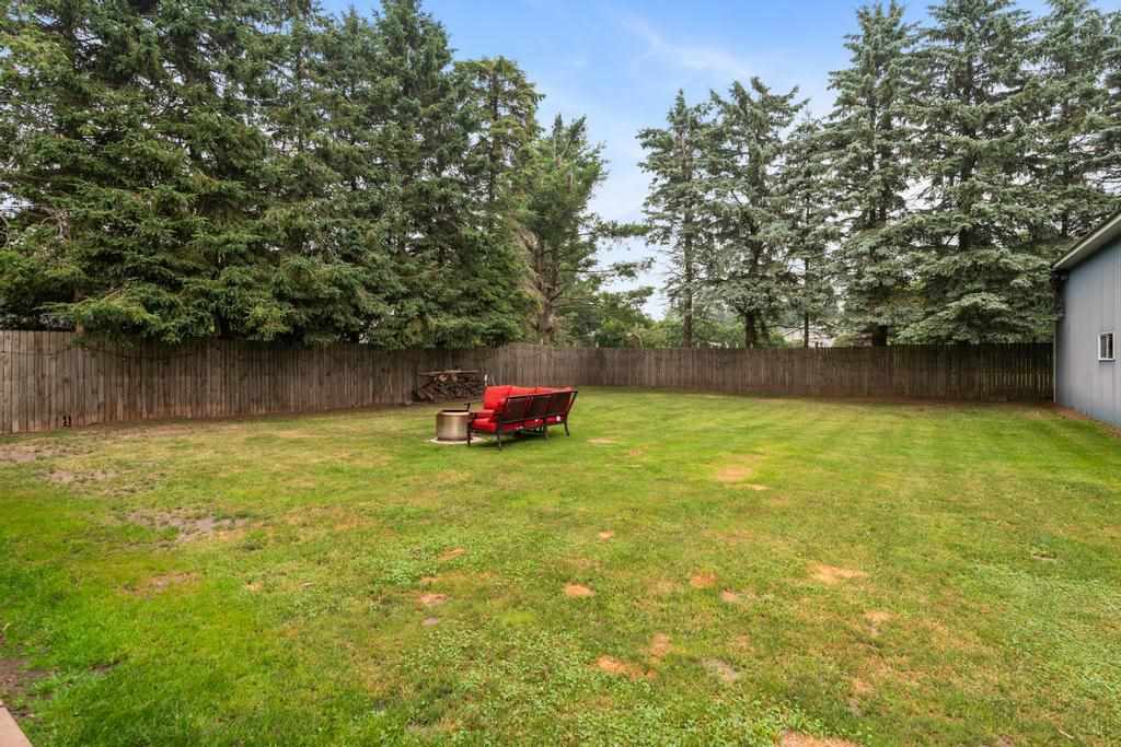 1217 Atkins Petoskey MI 49770