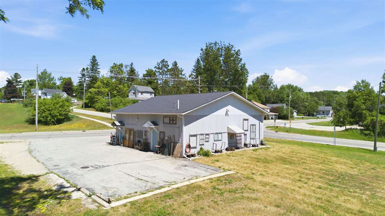 318 State Street East Jordan MI 49727