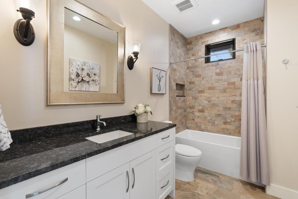 11649 Summerhill Way Charlevoix MI 49720