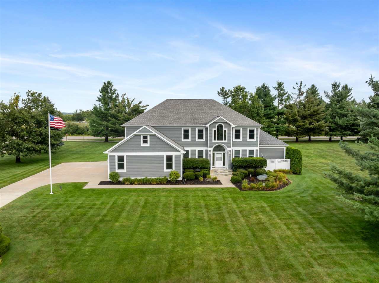 7190 Rolling Meadow Trail Harbor Springs MI 49740