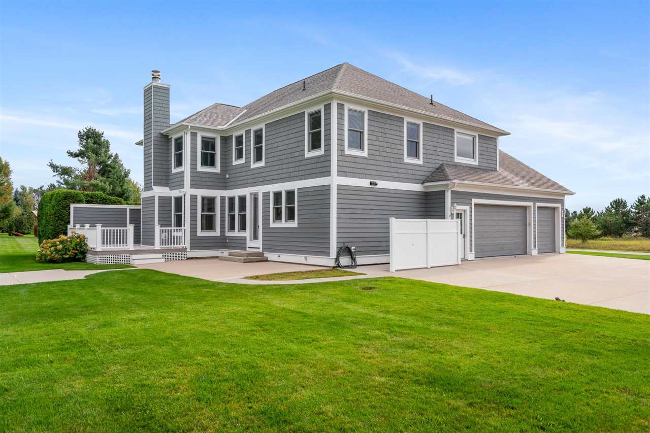 7190 Rolling Meadow Trail Harbor Springs MI 49740