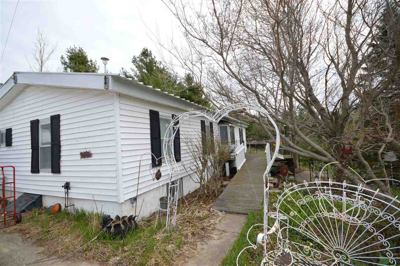 10596 Pincherry Road Charlevoix MI 49720