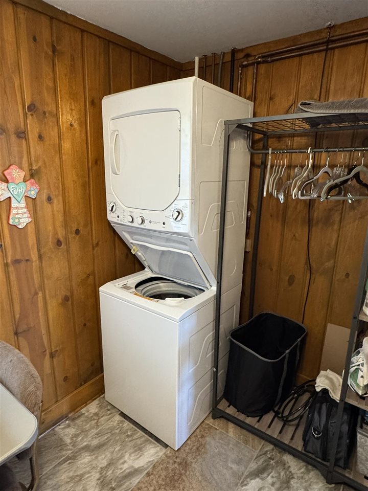 6325 Paradise Trail Carp Lake MI 49718