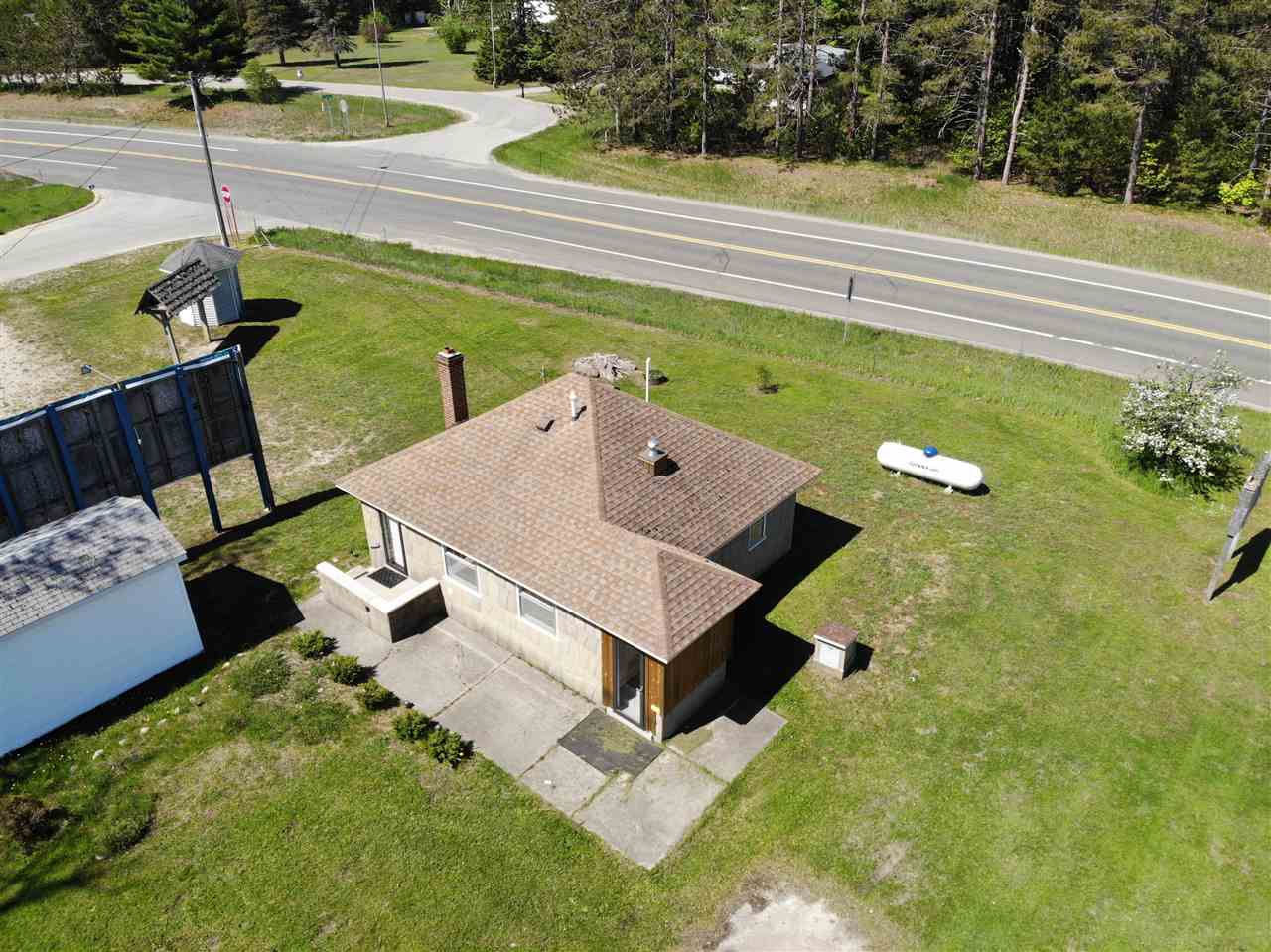 6325 Paradise Trail Carp Lake MI 49718