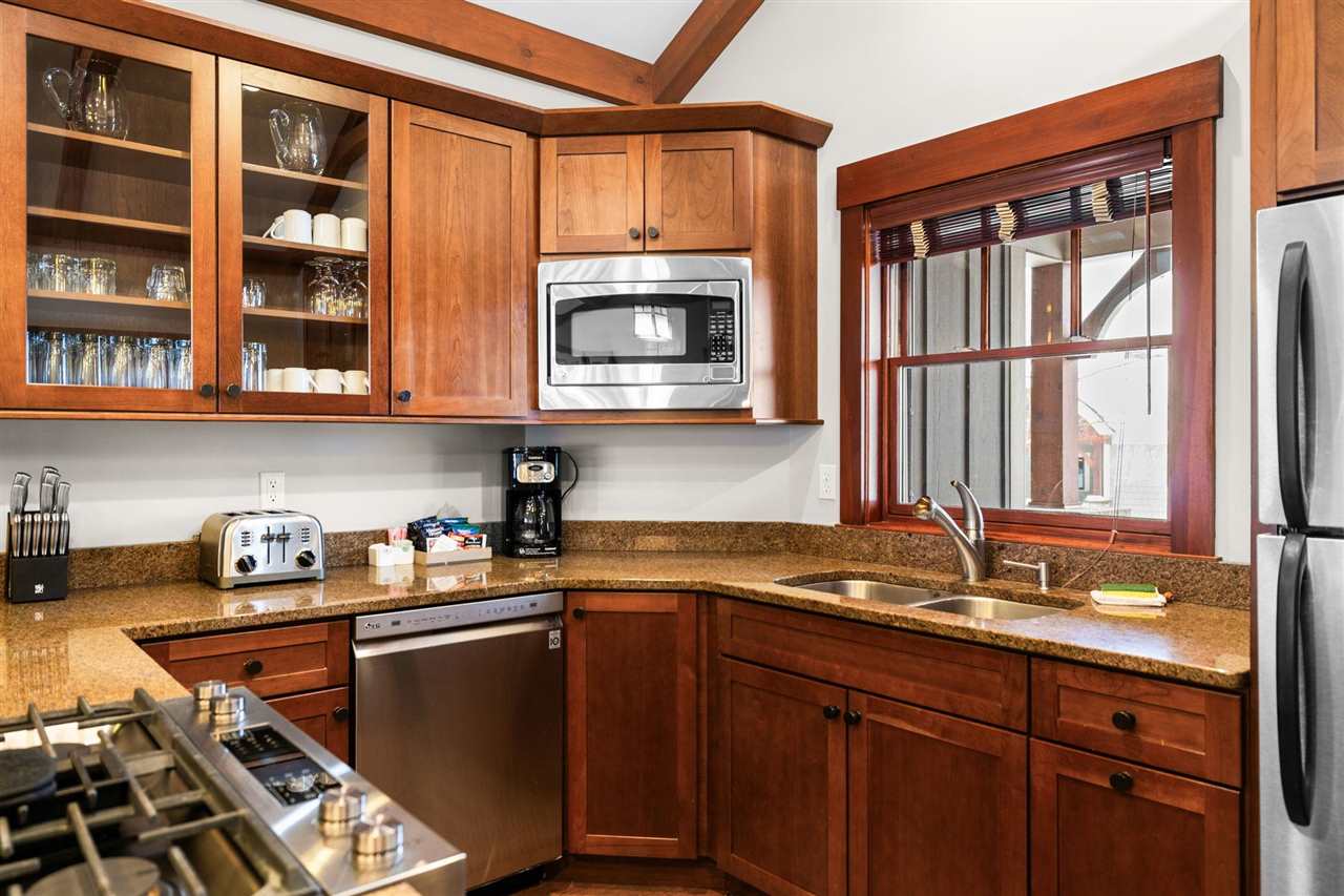 2585 Cottage Lane Harbor Springs MI 49740