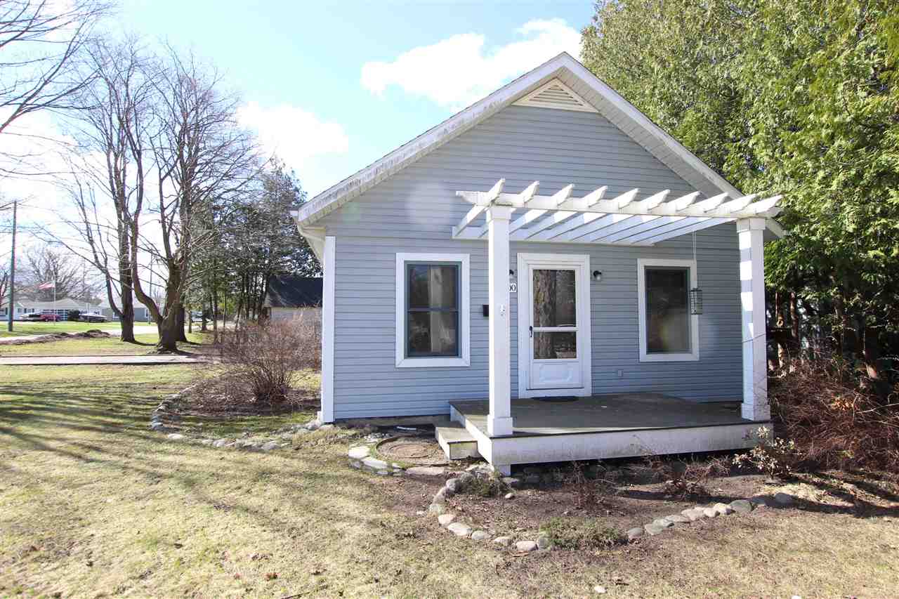 400 W Upright Street Charlevoix MI 49720-0000