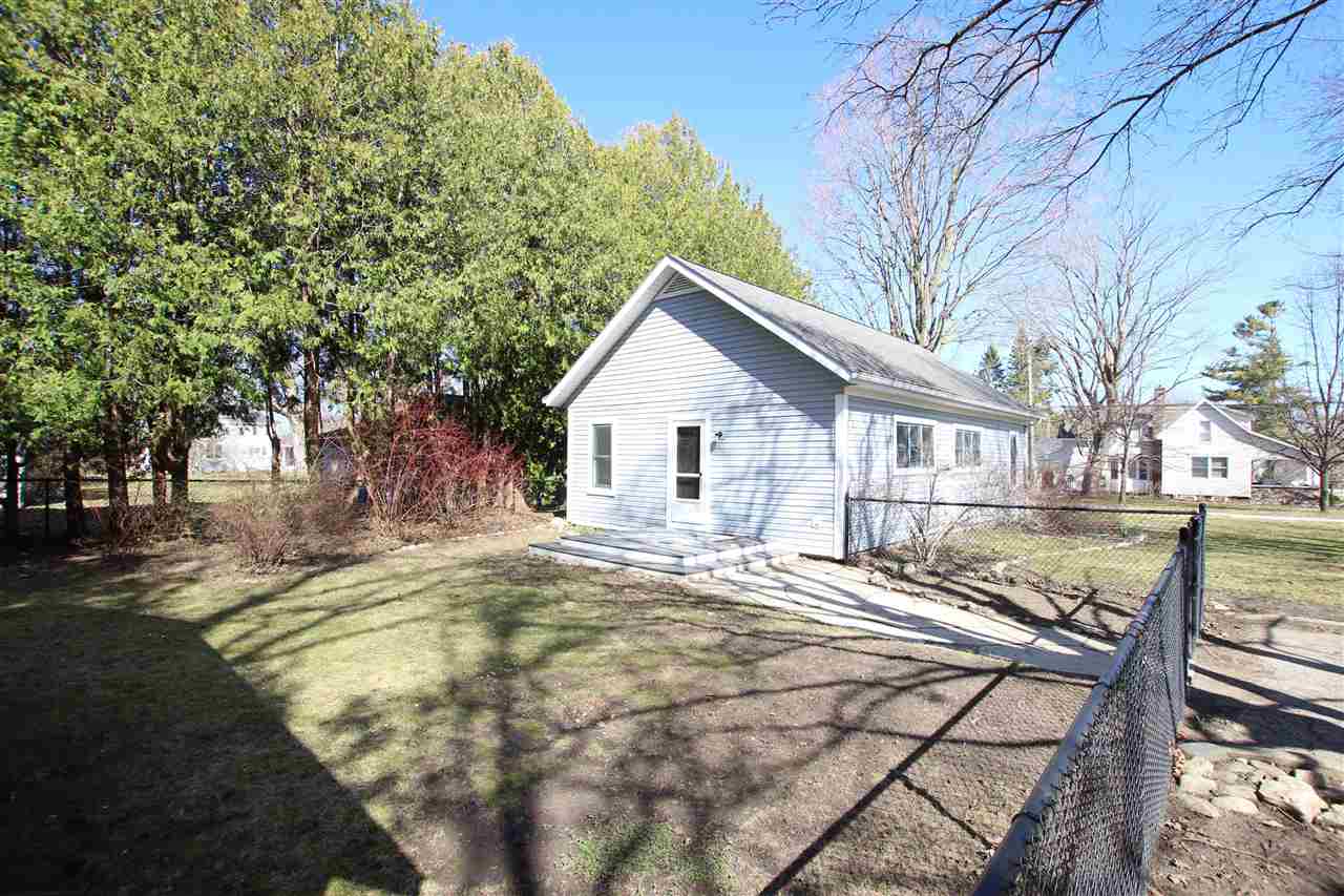 400 W Upright Street Charlevoix MI 49720-0000