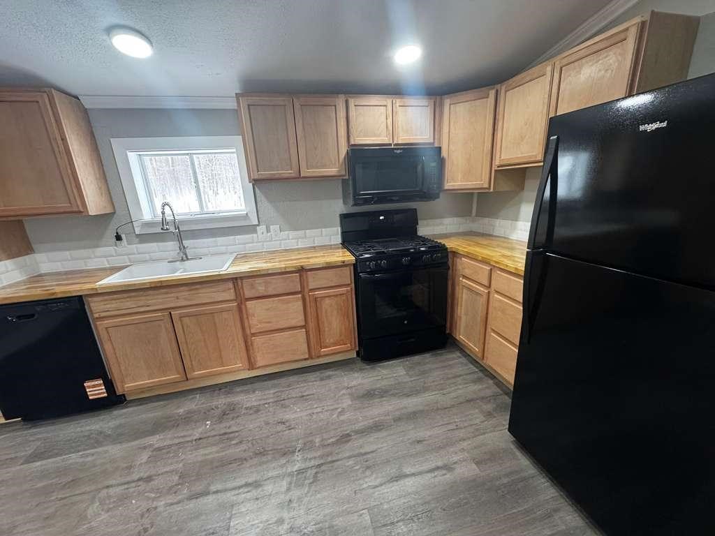 9540 Pickerel Lake Road Petoskey MI 49770